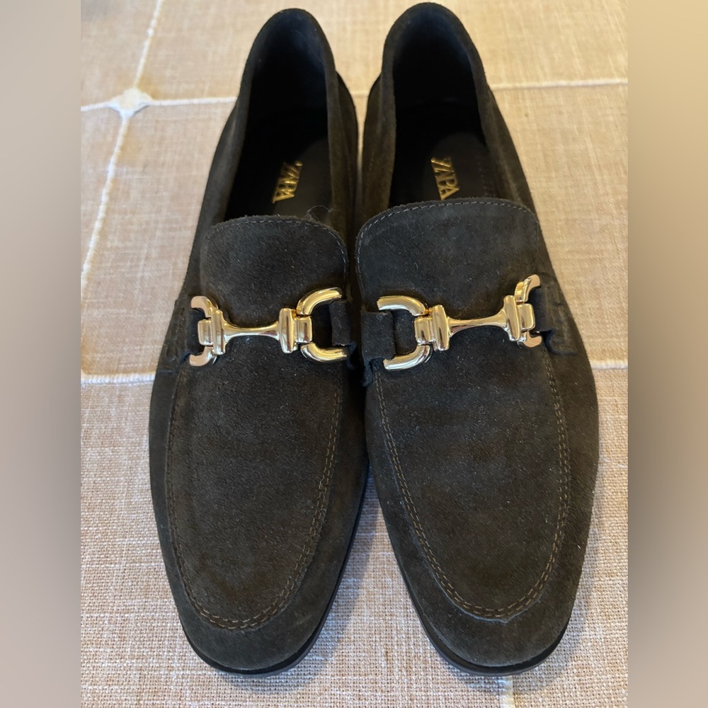 Like New Zara Green 100% Suede Loafers - size 7/37, worn once